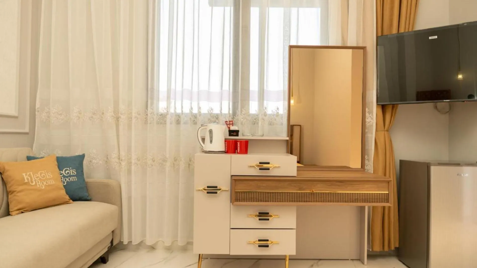 Klegis Rooms Durres Apartment